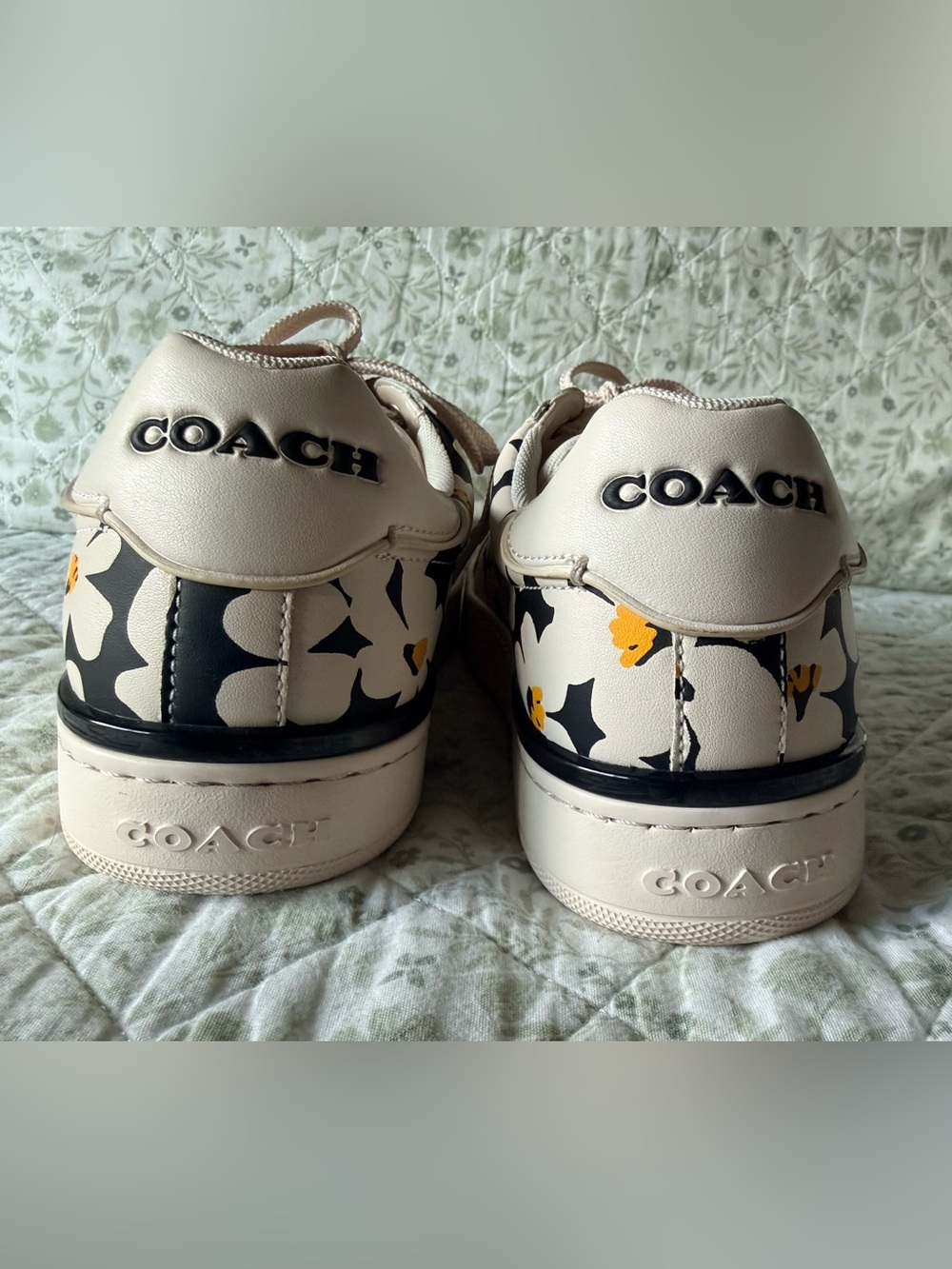 🌸 COACH Lowline Low Top Leather Sneakers (Dramatic Daisy Print) 🌸 - Picture 8 of 15